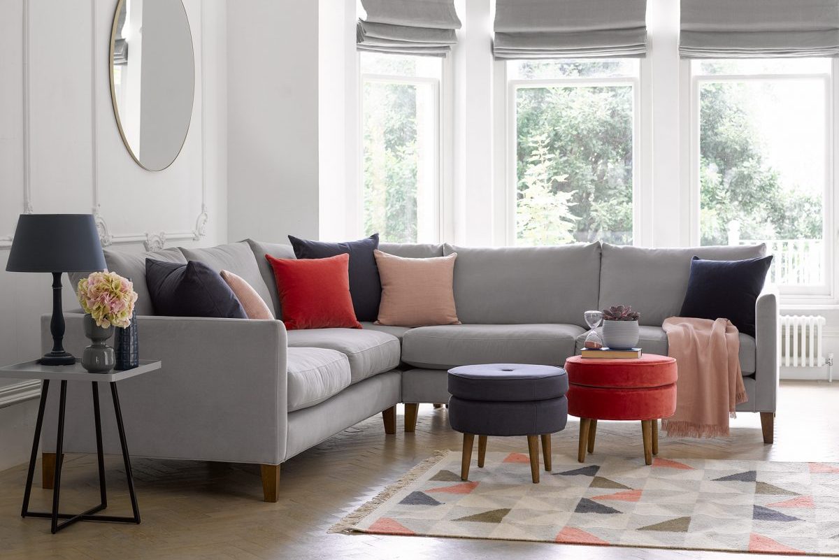 Top 3 Fall-perfect and Affordable Sofas for Families